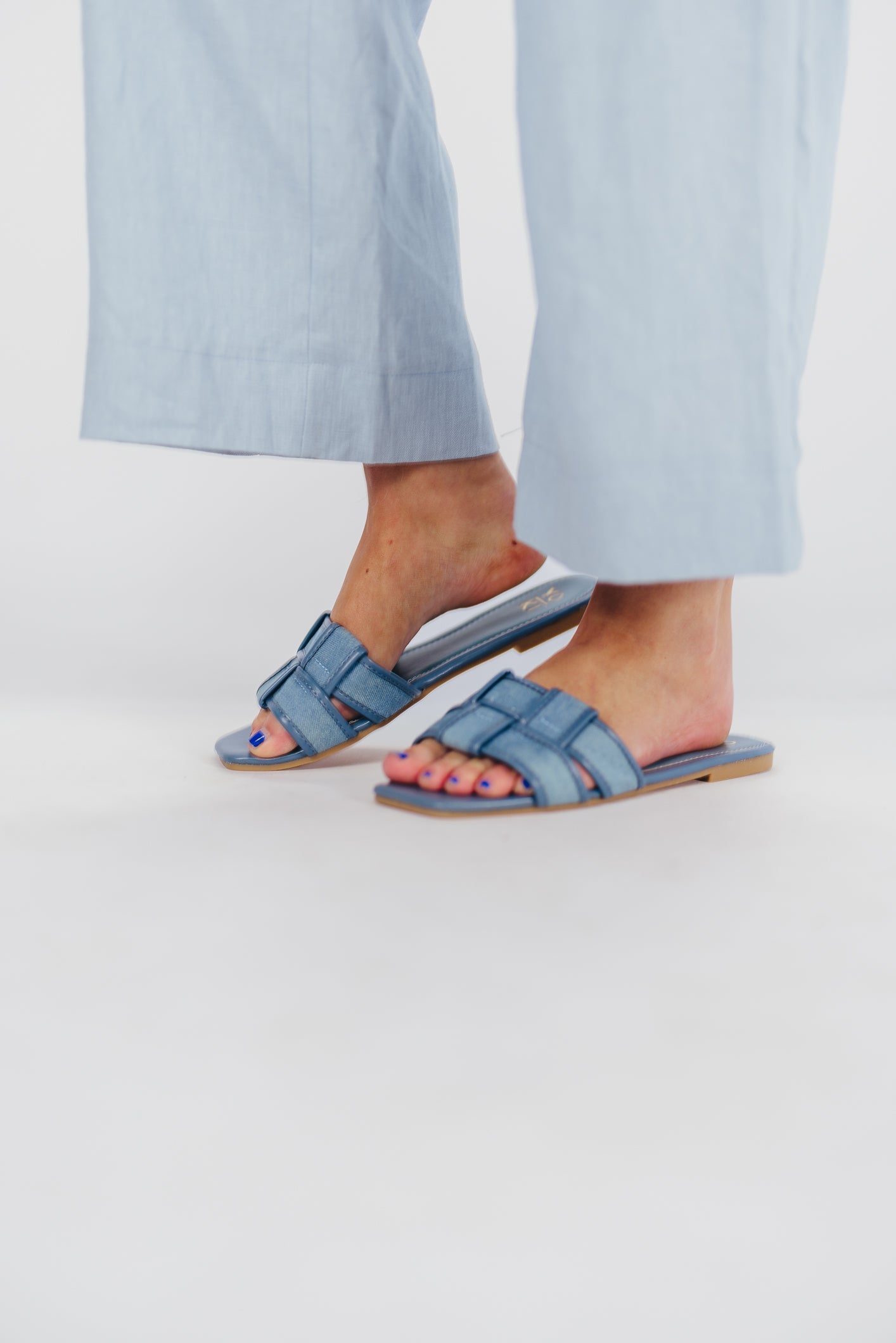 Essie Woven Canvas Slides in Denim